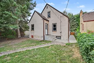 5325 37th Ave S, Minneapolis, MN 55417 - Photo 3