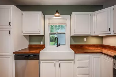 811 South Avenue, North Mankato, MN 56003 - Photo 11