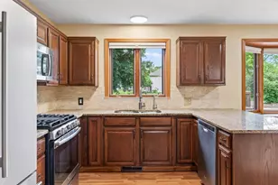 7712 Riverdale Dr N, Brooklyn Park, MN 55444 - Photo 15