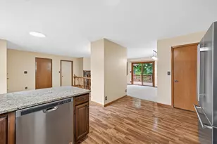 7712 Riverdale Dr N, Brooklyn Park, MN 55444 - Photo 17