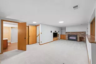 7712 Riverdale Dr N, Brooklyn Park, MN 55444 - Photo 31