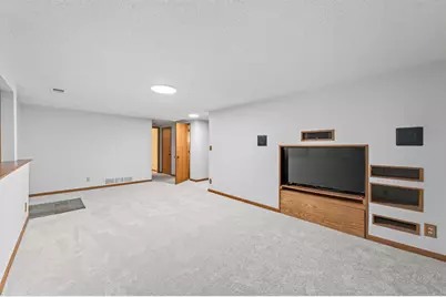 7712 Riverdale Drive N, Brooklyn Park, MN 55444 - Photo 29