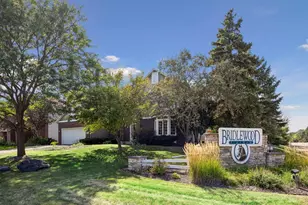 3925 Urbandale Ln N, Plymouth, MN 55446 - Photo 9