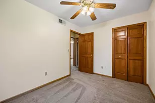3925 Urbandale Ln N, Plymouth, MN 55446 - Photo 47