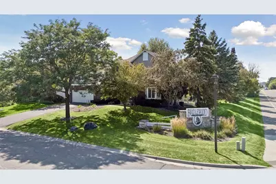 3925 Urbandale Lane N, Plymouth, MN 55446 - Photo 3