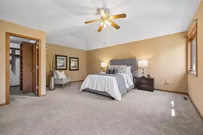 3925 Urbandale Lane N, Plymouth, MN 55446 - Photo 35