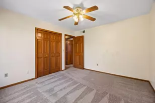 3925 Urbandale Ln N, Plymouth, MN 55446 - Photo 43