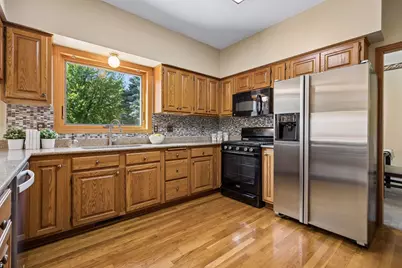 3925 Urbandale Lane N, Plymouth, MN 55446 - Photo 21