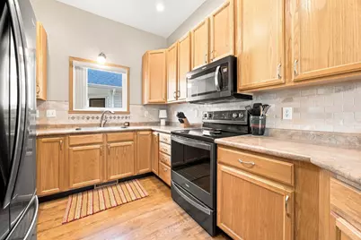 2872 35th Street S, Moorhead, MN 56560 - Photo 13