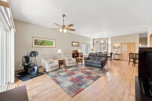 2872 35th St S, Moorhead, MN 56560 - Photo 9