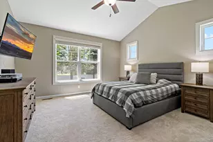 16899 E Lake Dr, Lakeville, MN 55044 - Photo 39