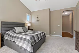 16899 E Lake Dr, Lakeville, MN 55044 - Photo 41