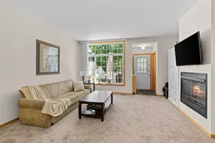 15309 Greenhaven Ln, Burnsville, MN 55306 - Photo 7