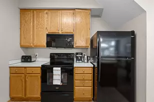 15309 Greenhaven Ln, Burnsville, MN 55306 - Photo 17