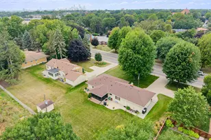 2823 Silver Lake Rd NE, Saint Anthony, MN 55418 - Photo 19