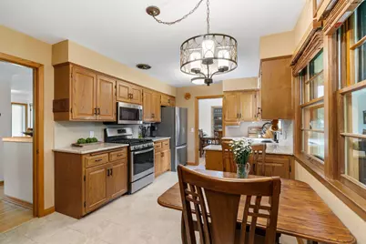 2823 Silver Lake Road NE, Saint Anthony, MN 55418 - Photo 37