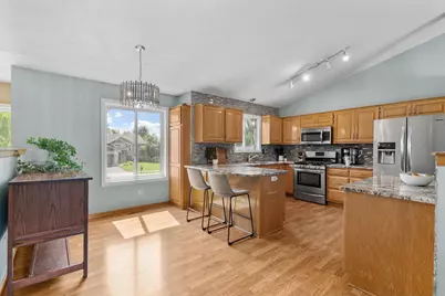 18566 96th Place N, Maple Grove, MN 55311 - Photo 5