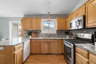 18566 96th Pl N, Maple Grove, MN 55311 - Photo 7