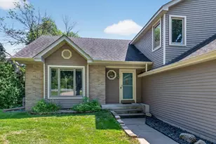 10615 52nd Ave N, Plymouth, MN 55442 - Photo 5