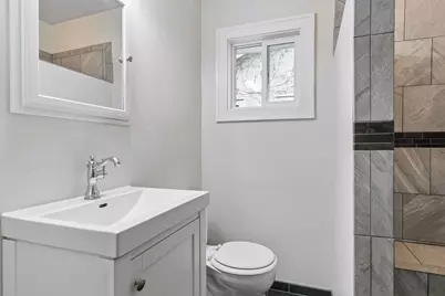 358 Cretin Avenue S, Saint Paul, MN 55105 - Photo 13