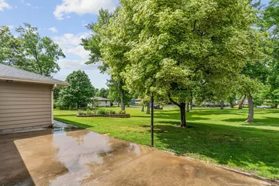 719 Park Avenue, Hamburg, MN 55339 - Photo 11