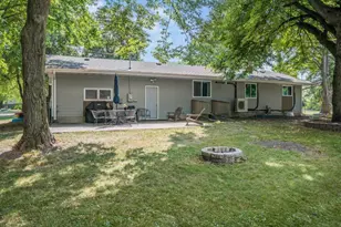 727 Tanglewood Dr, Shoreview, MN 55126 - Photo 27