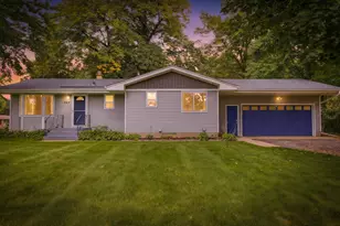 727 Tanglewood Dr, Shoreview, MN 55126 - Photo 1