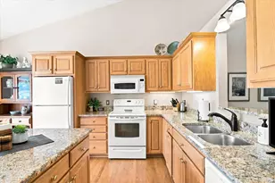 2774 Boulder Dr, Burnsville, MN 55337 - Photo 13