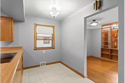 238 Macarthur Street W, South Saint Paul, MN 55075 - Photo 13