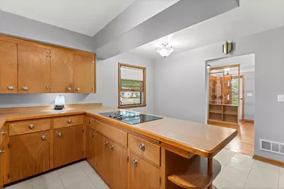 238 Macarthur Street W, South Saint Paul, MN 55075 - Photo 11
