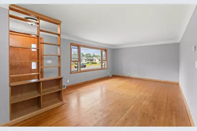 238 Macarthur Street W, South Saint Paul, MN 55075 - Photo 5