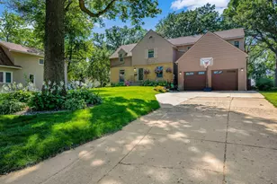 1210 Albion Ave, Fairmont, MN 56031 - Photo 3