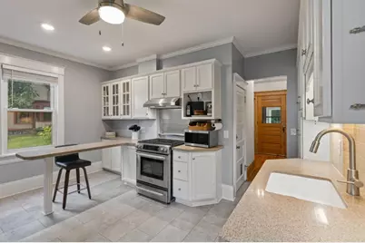 1122 Marshall Avenue, Saint Paul, MN 55104 - Photo 9
