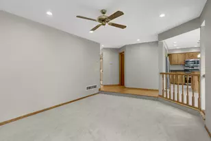 1381 Interlachen Dr, Eagan, MN 55123 - Photo 23