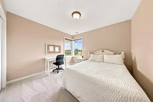 439 Horizon Ct, Hudson, WI 54016 - Photo 13