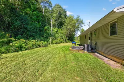 18599 Horse Shoe Road, Rollingstone, MN 55969 - Photo 9