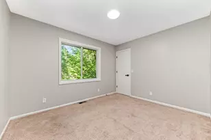 2827 18th Ave E, Shakopee, MN 55379 - Photo 33