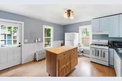 414 Banfil Street, Saint Paul, MN 55102 - Photo 13