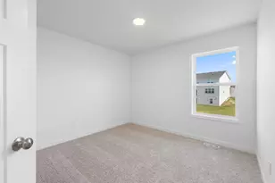 5072 Windlass Dr, Woodbury, MN 55129 - Photo 17