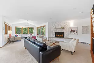 29 Orme Ct, Saint Paul, MN 55116 - Photo 7