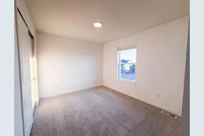 10773 Hemingway Avenue S, Cottage Grove, MN 55016 - Photo 11