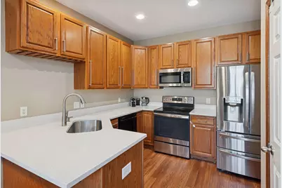 15549 Lilac Drive, Eden Prairie, MN 55347 - Photo 9