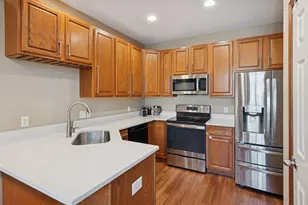 15549 Lilac Dr, Eden Prairie, MN 55347 - Photo 9