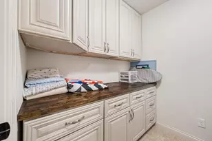 1192 Maple Ln W, Roseville, MN 55113 - Photo 15