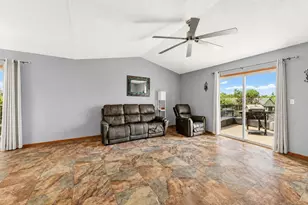 3931 Birmingham Ln NW, Rochester, MN 55901 - Photo 5