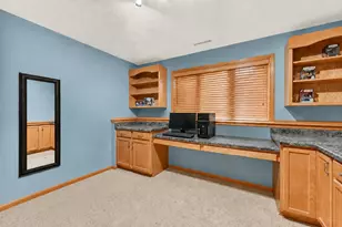 3931 Birmingham Ln NW, Rochester, MN 55901 - Photo 15