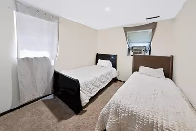 318 Baker Street E, Saint Paul, MN 55107 - Photo 7