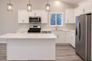 601 W 7th Ave, Osakis, MN 56360 - Photo 7