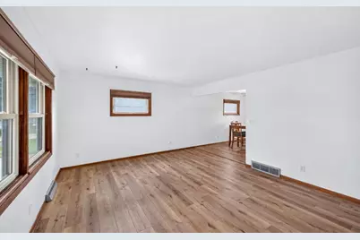 803 4th Avenue SE, Stewartville, MN 55976 - Photo 5