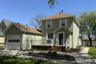 210 9th St N, Breckenridge, MN 56520 - Photo 1